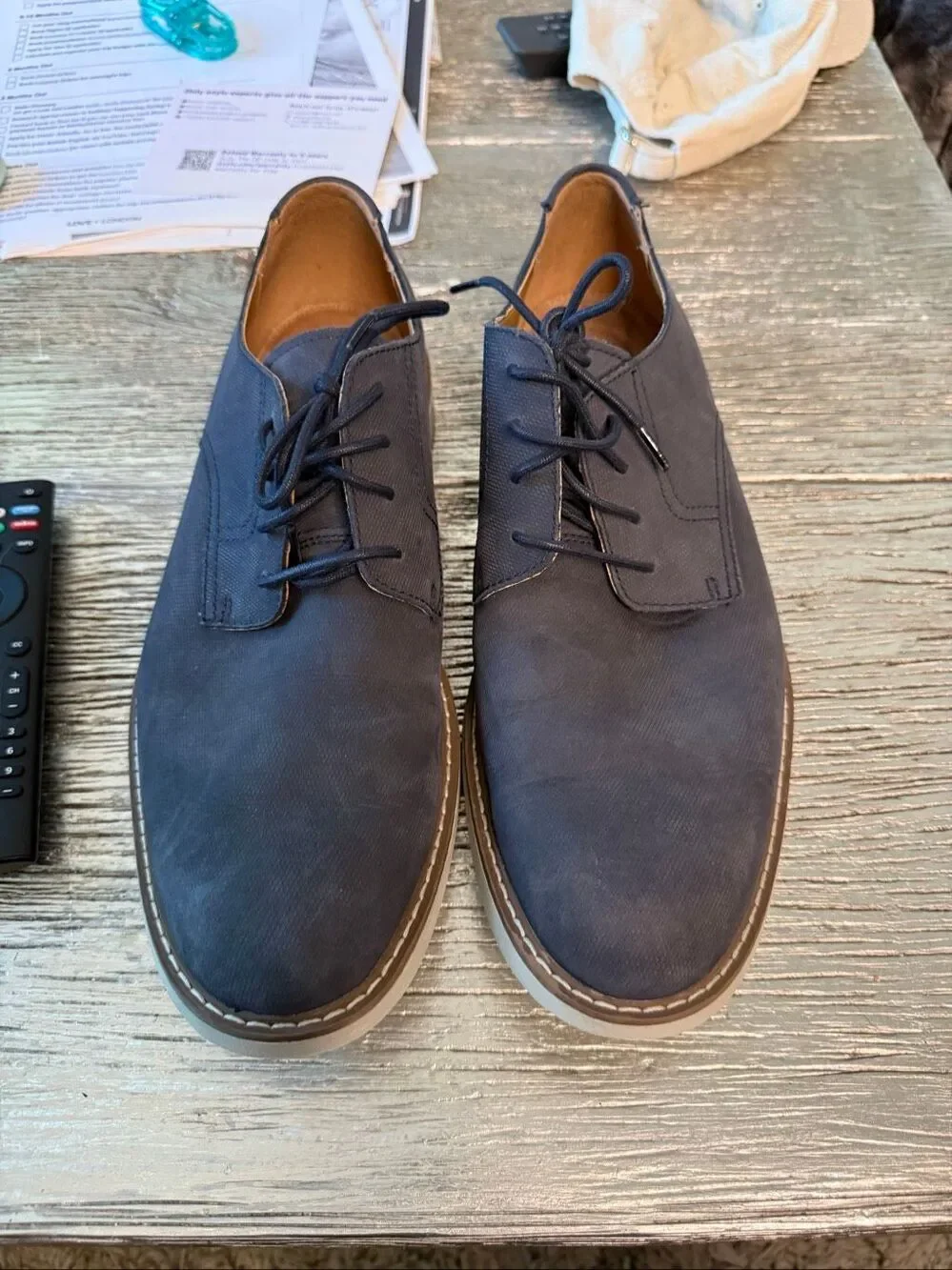 Clarks excellent barely